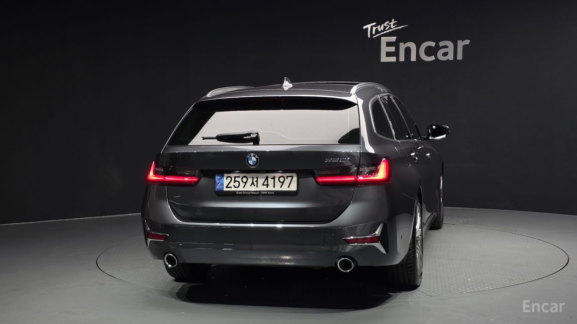 BMW 3 Series - фото 3