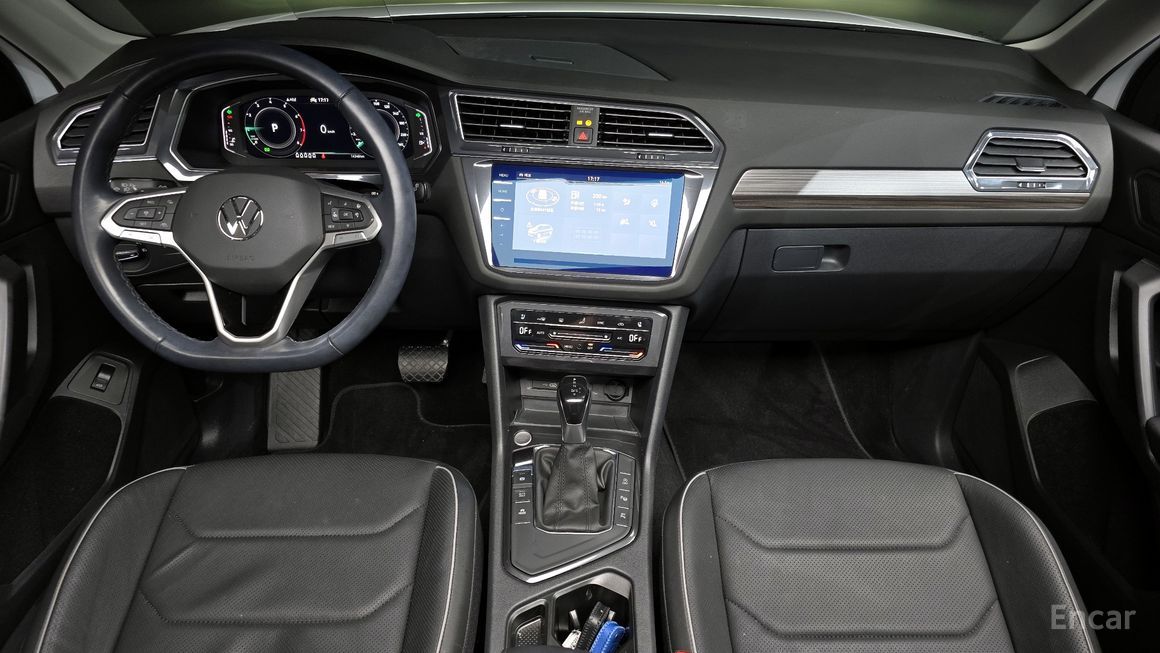 Volkswagen Tiguan - фото 6