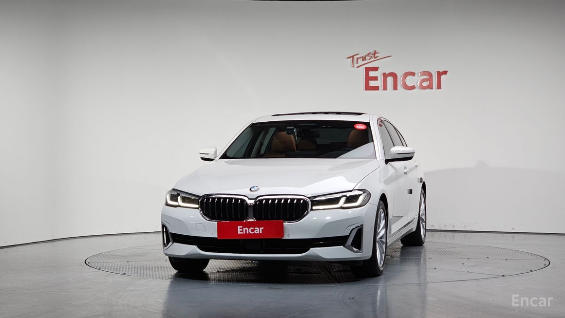 BMW 5 Series - фото 2