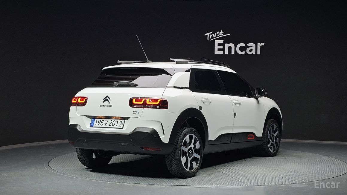 Citroen / DS C4 Cactus - фото 1