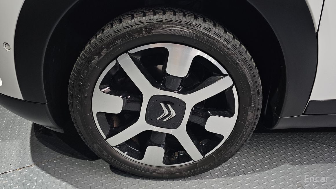 Citroen / DS C4 Cactus - фото 4