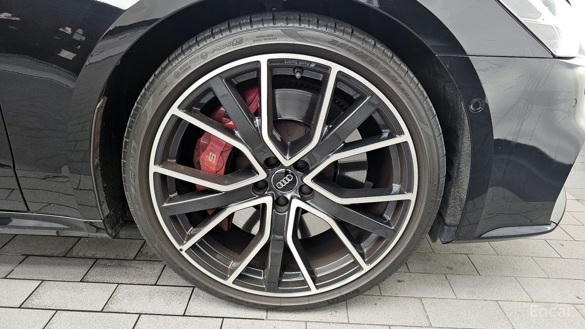 Audi S7 - фото 4