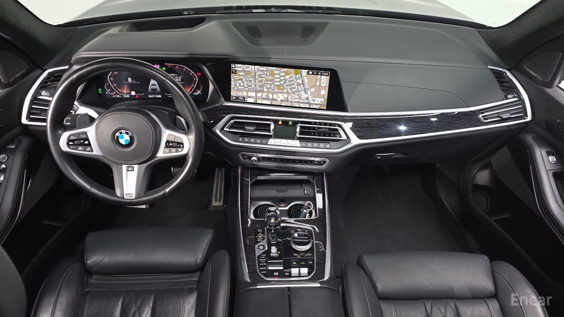 BMW X7 - фото 6