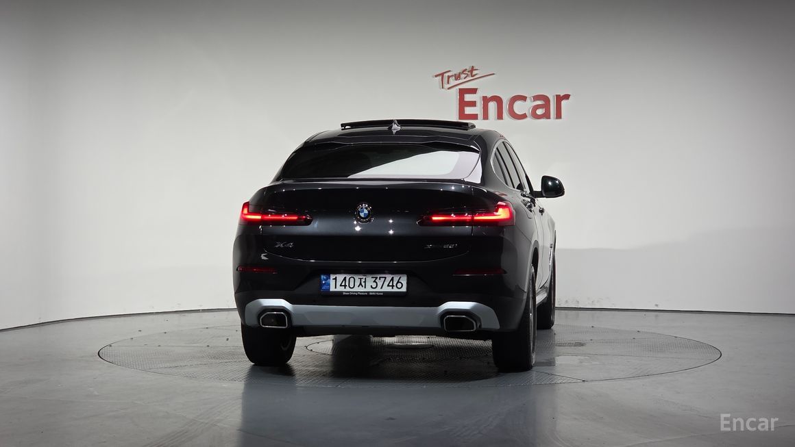 BMW X4 - фото 3
