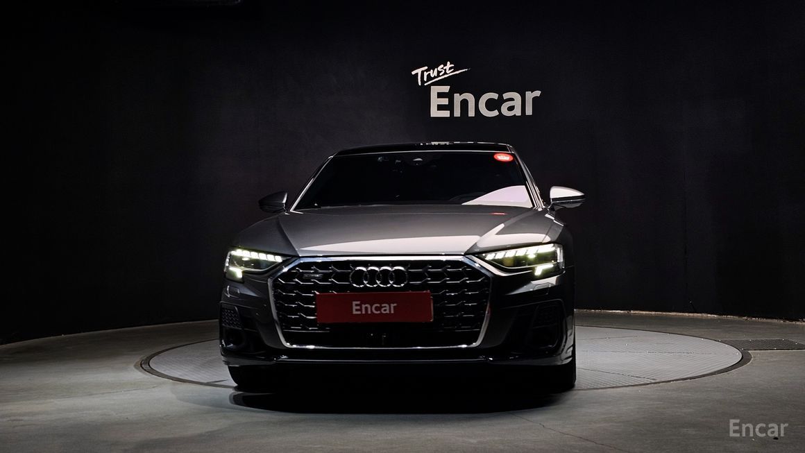 Audi A8 - фото 2
