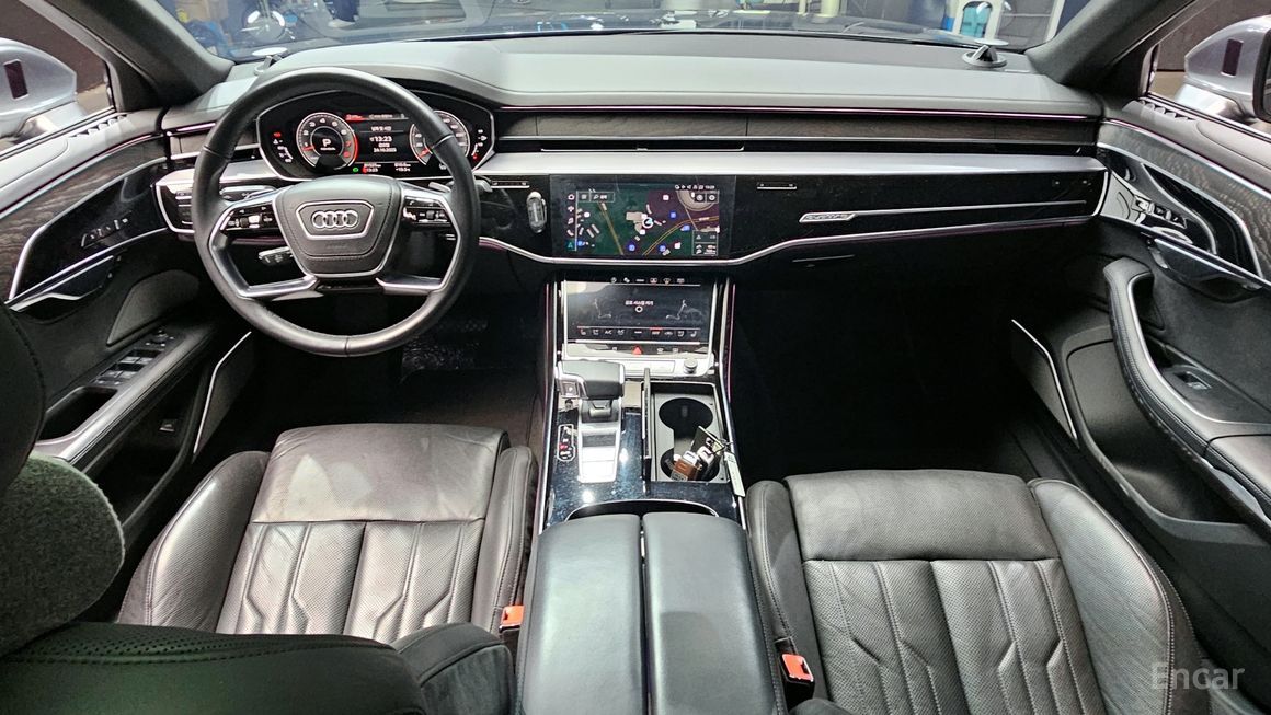 Audi A8 - фото 6