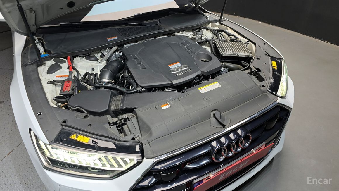 Audi A7 - фото 5