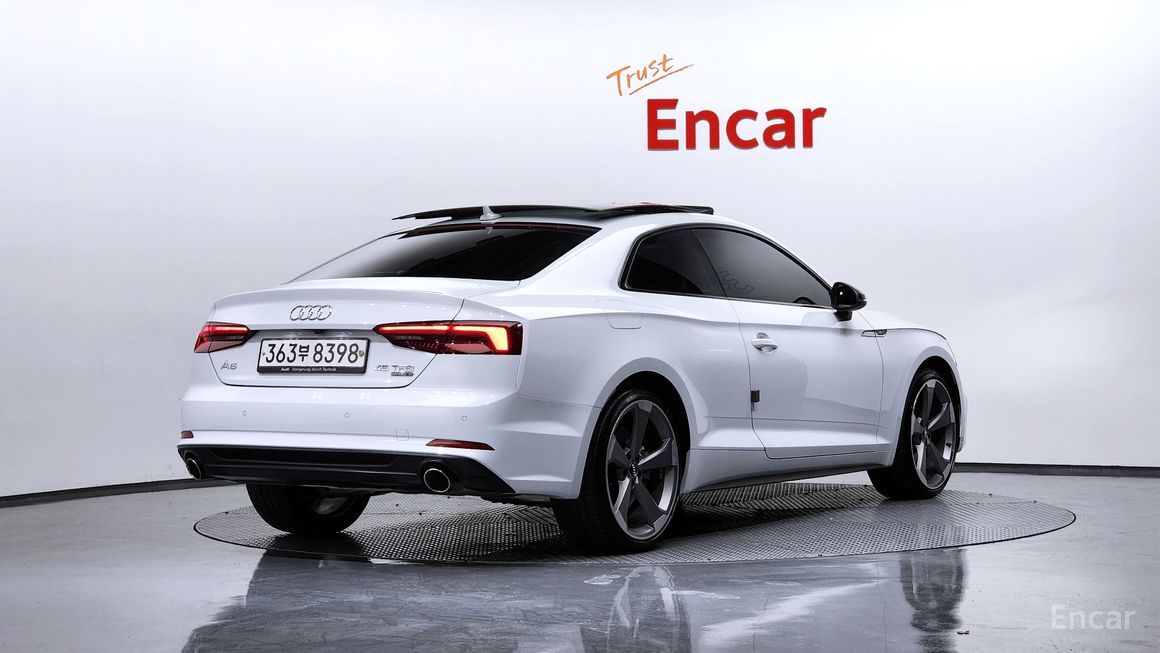Audi A5 - фото 1