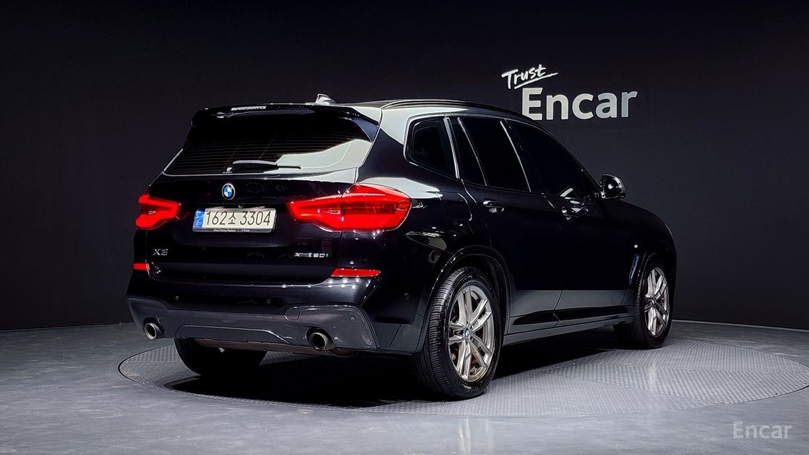 BMW X3 - фото 1