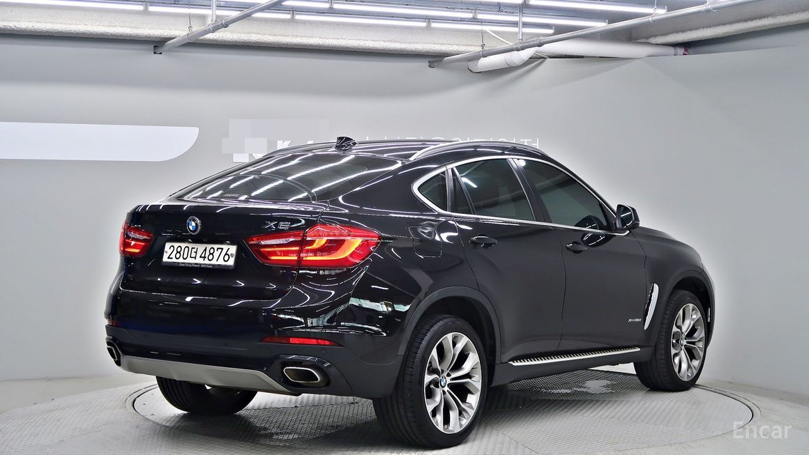 BMW X6 - фото 1