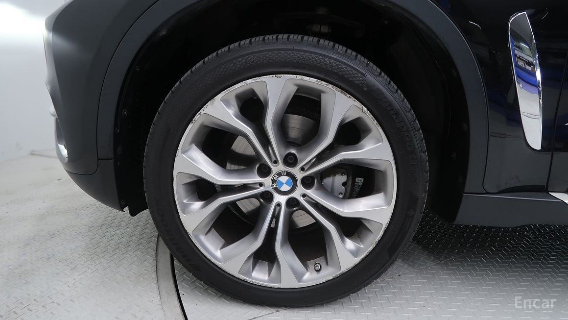 BMW X6 - фото 4