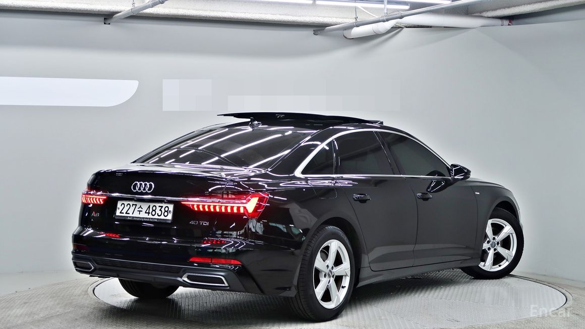 Audi A6 - фото 1
