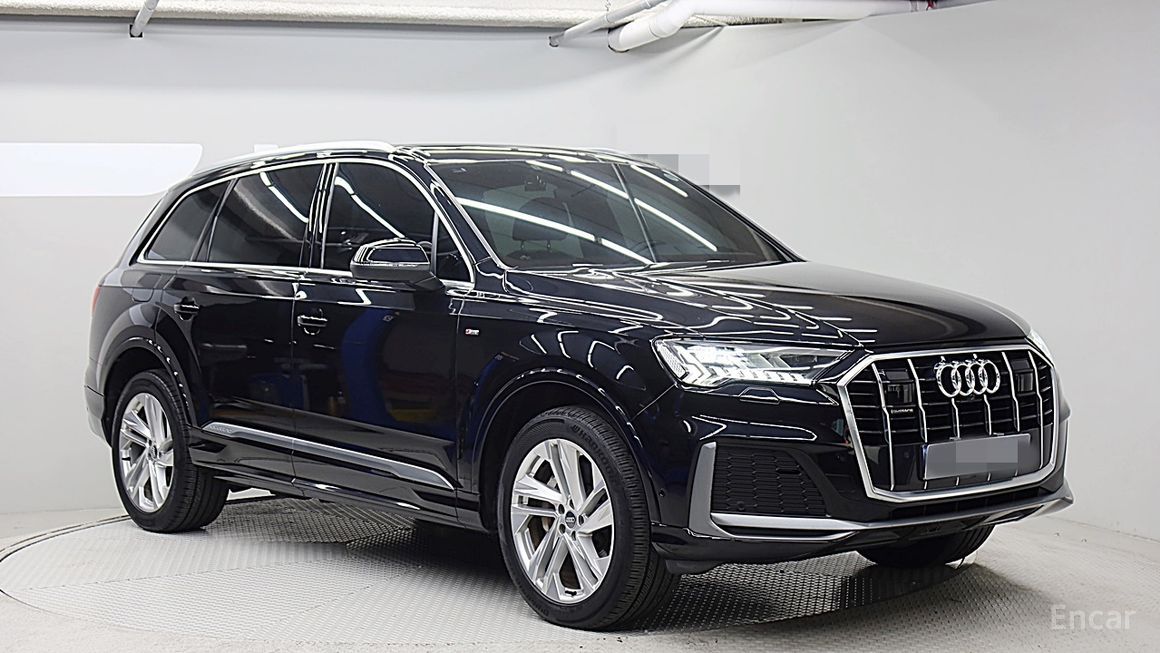 Audi Q7 - фото 2