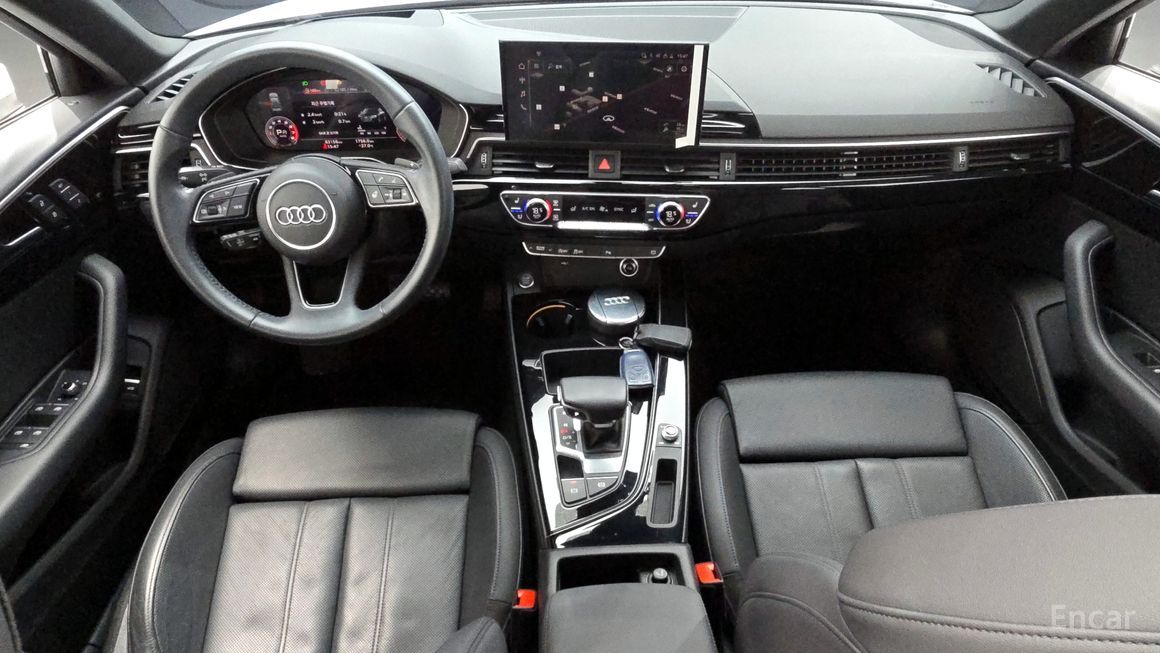 Audi A4 - фото 6
