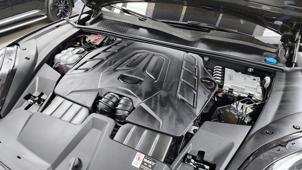 Porsche Cayenne - фото 5