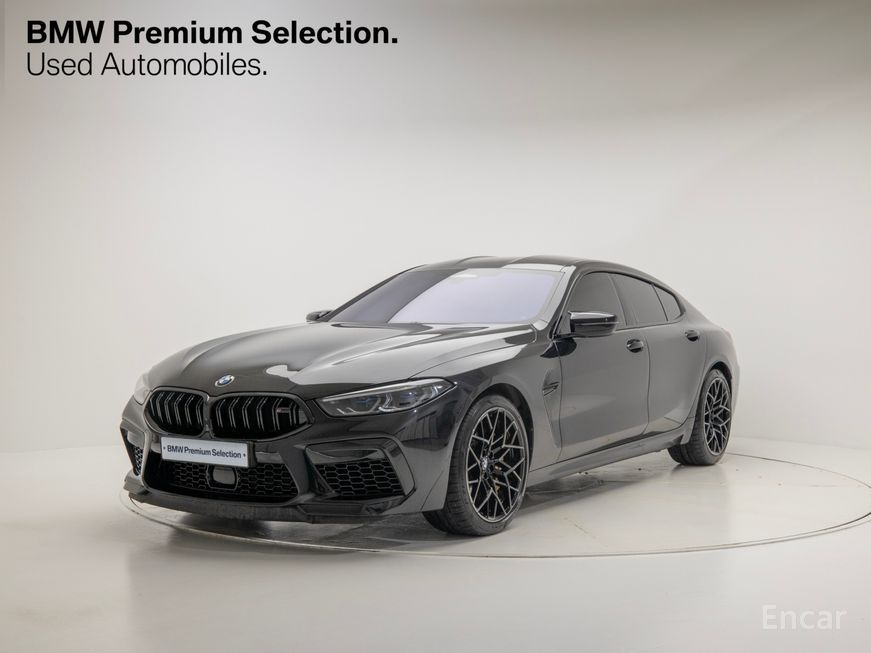 BMW M8 - фото 0
