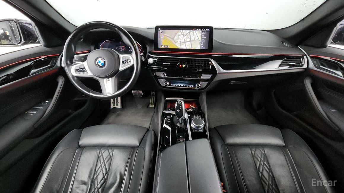 BMW 5 Series - фото 6