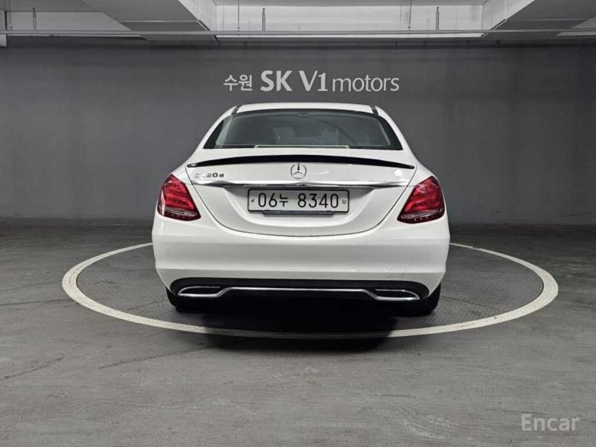 Mercedes-Benz C-Class - фото 3