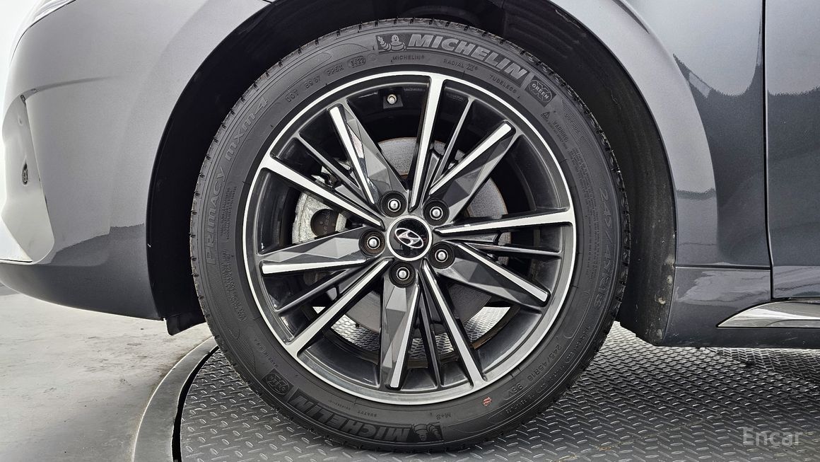 Hyundai Grandeur - фото 4