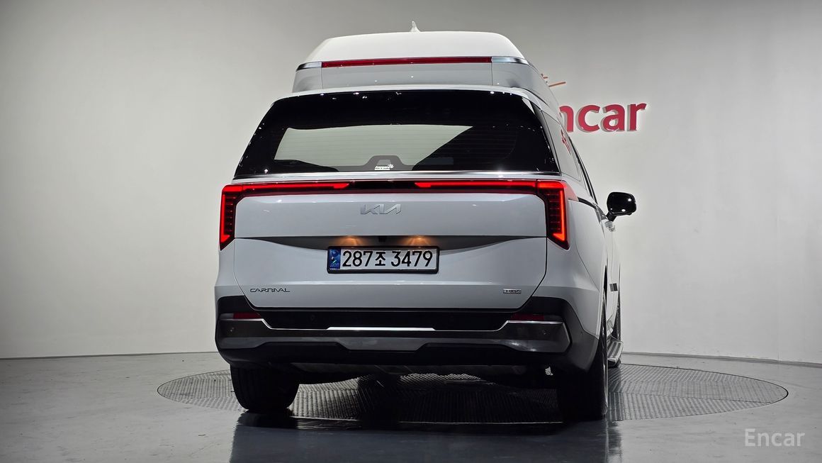 Kia Carnival - фото 3