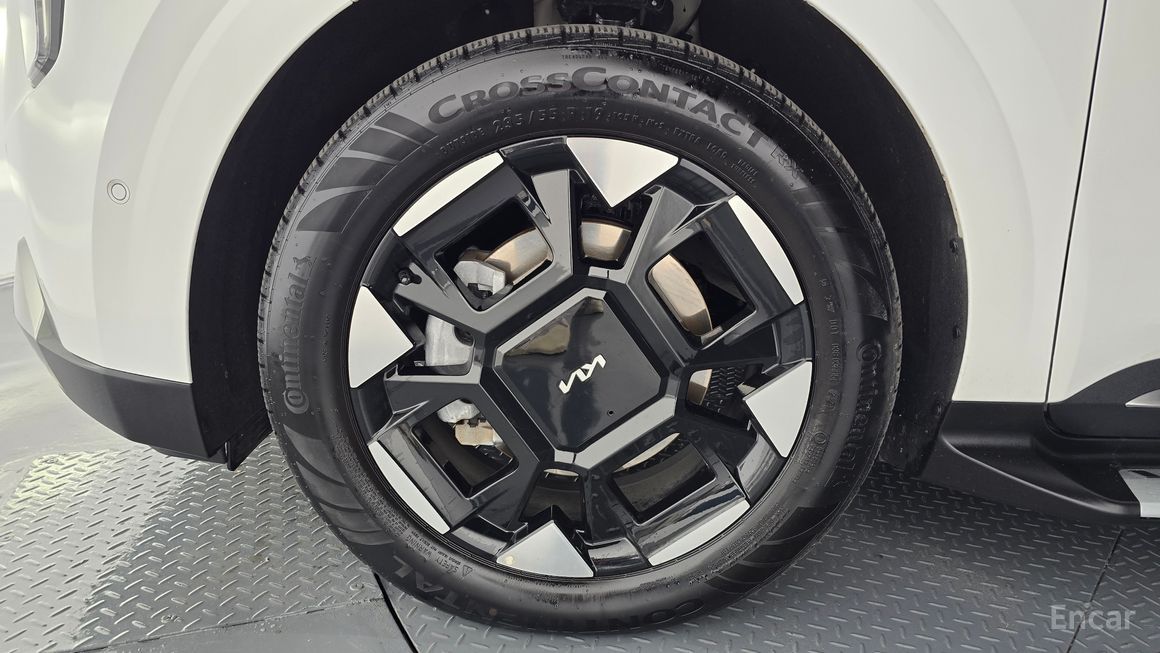 Kia Carnival - фото 4