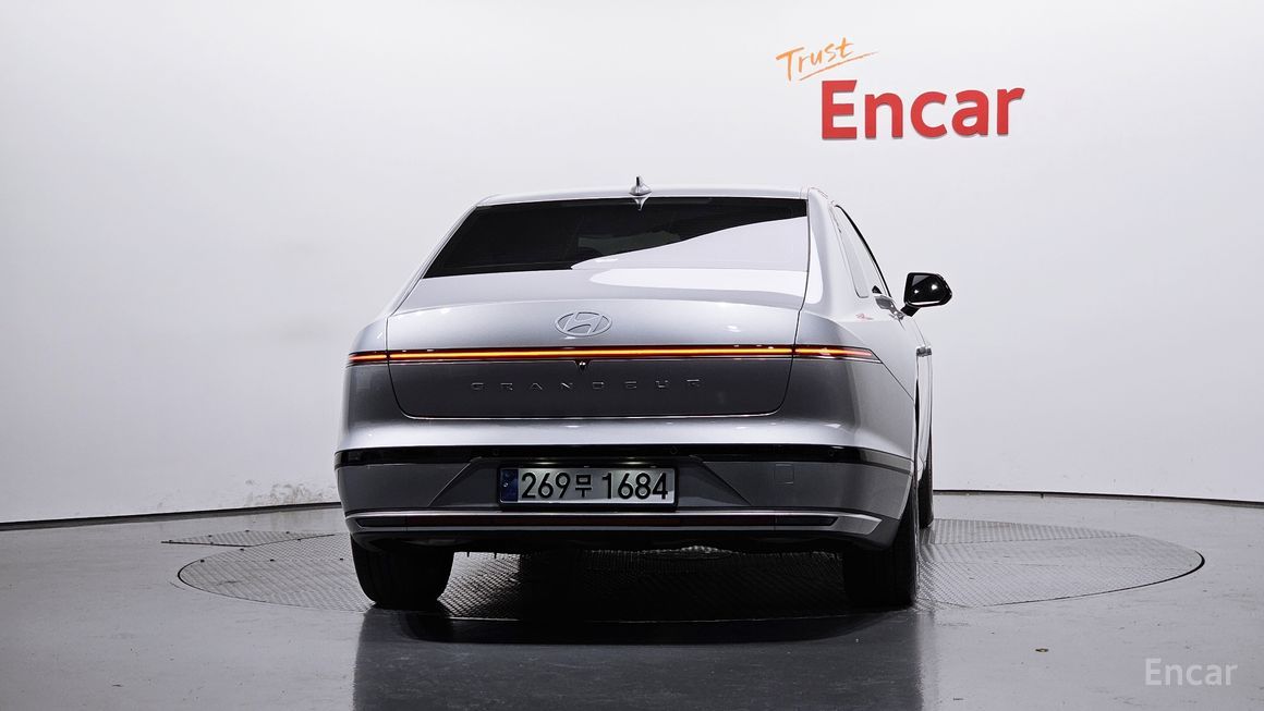 Hyundai Grandeur - фото 3