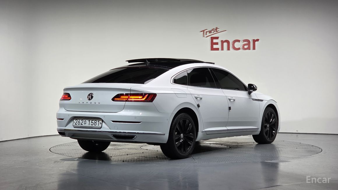 Volkswagen Arteon - фото 1