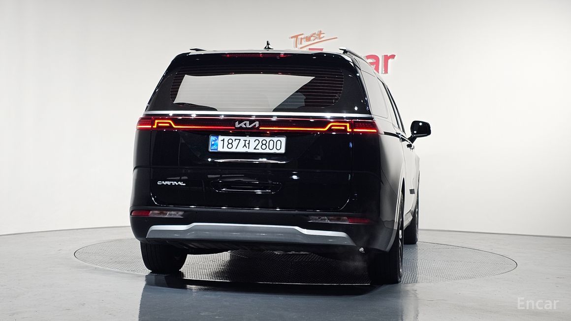 Kia Carnival - фото 3