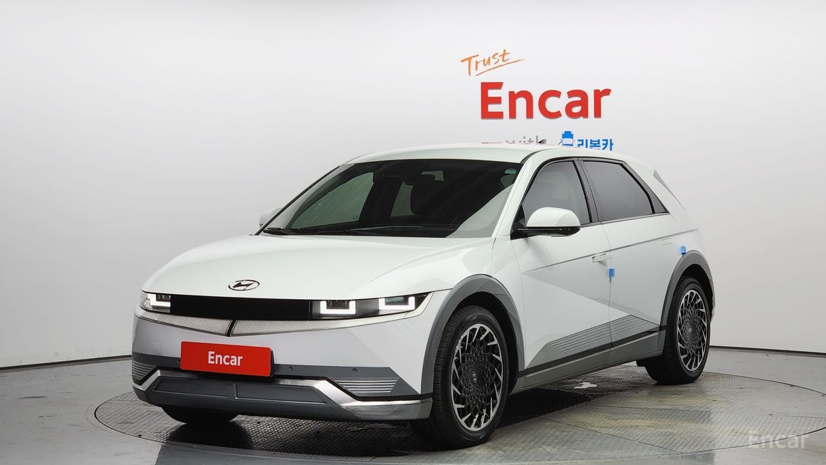 Hyundai Ionic 5 - фото 0