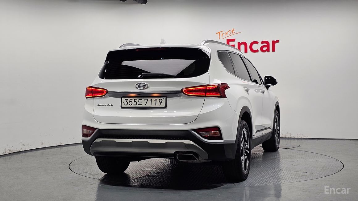 Hyundai Santa Fe - фото 3