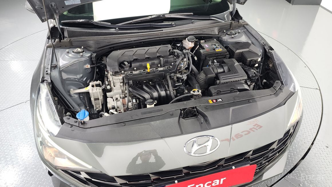 Hyundai Avante - фото 5