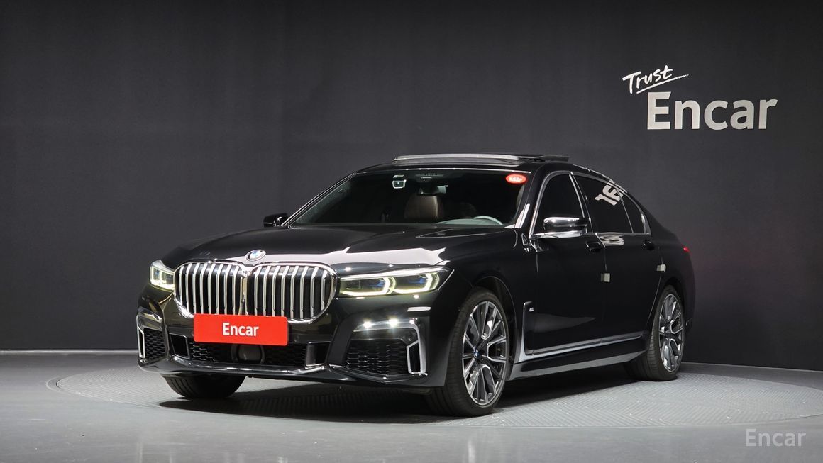 BMW 7 Series - фото 0