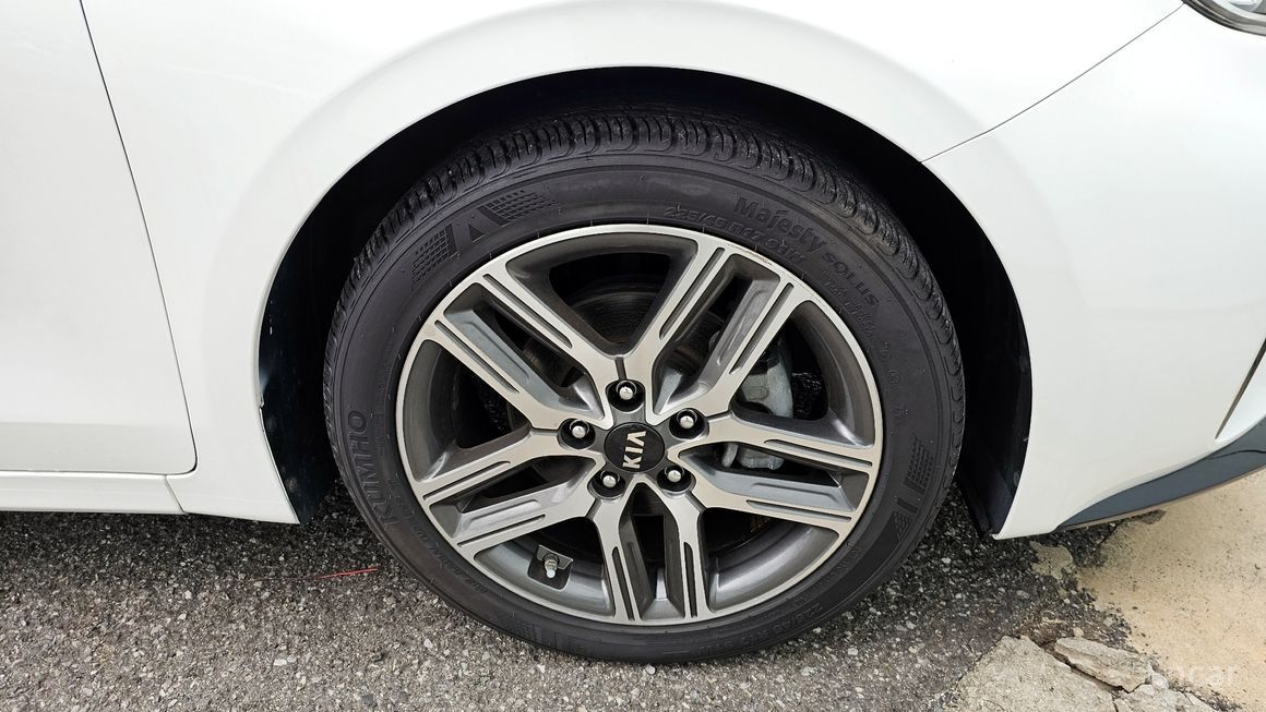 Kia K3 - фото 4