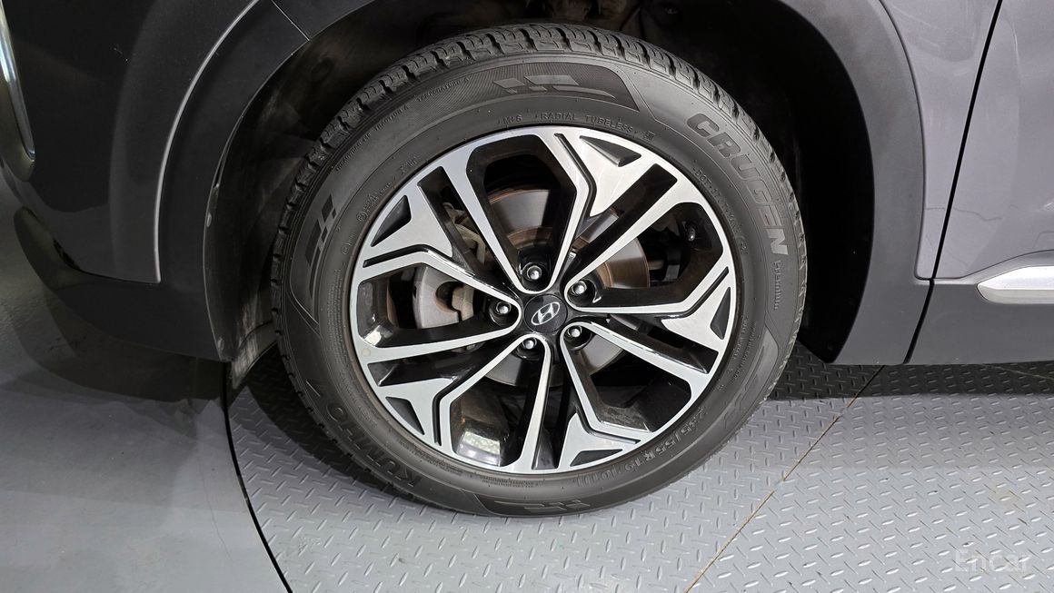 Hyundai Santa Fe - фото 4