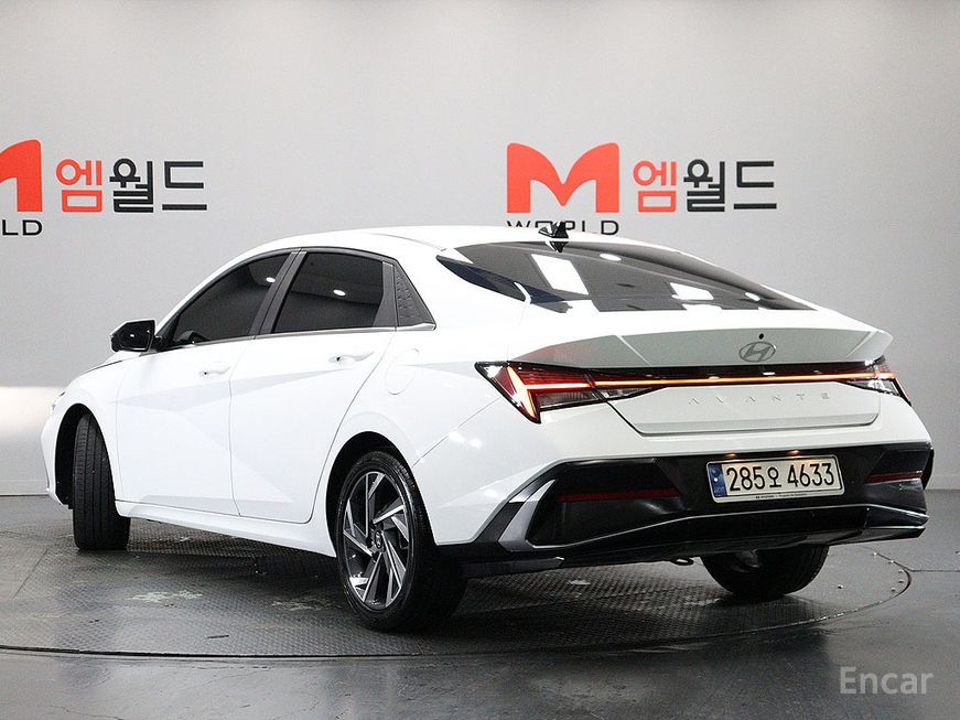 Hyundai Avante - фото 3