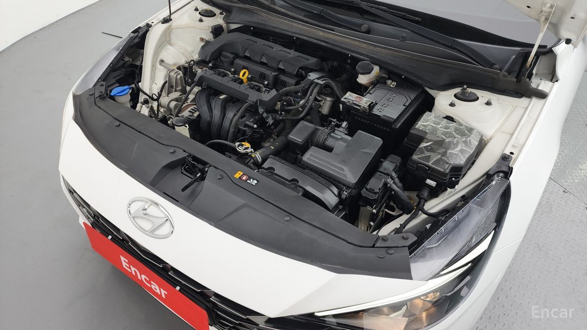 Hyundai Avante - фото 5