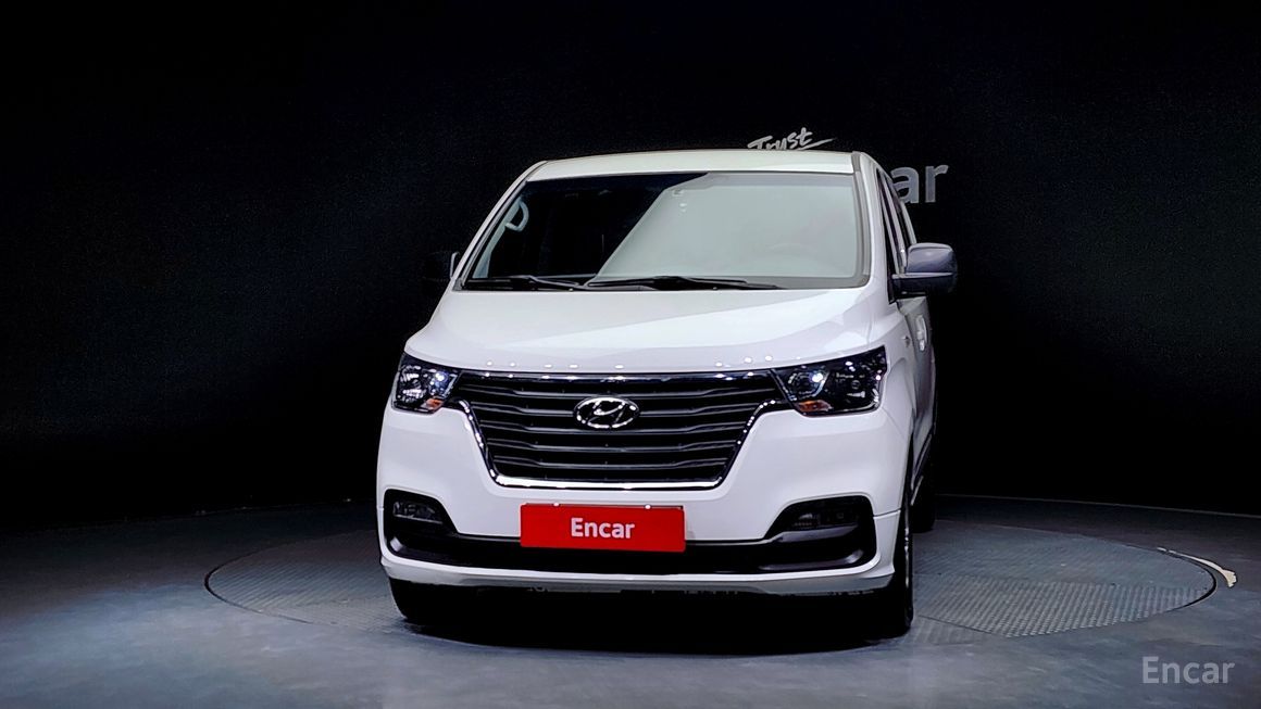 Hyundai Starex - фото 2
