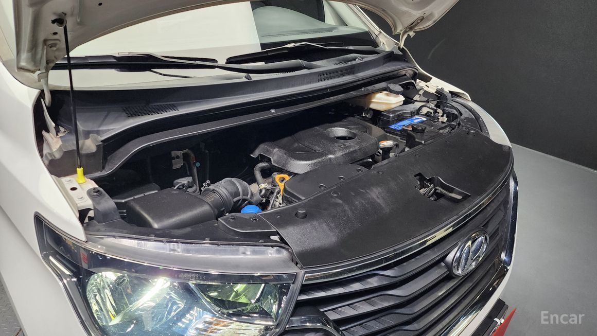 Hyundai Starex - фото 5