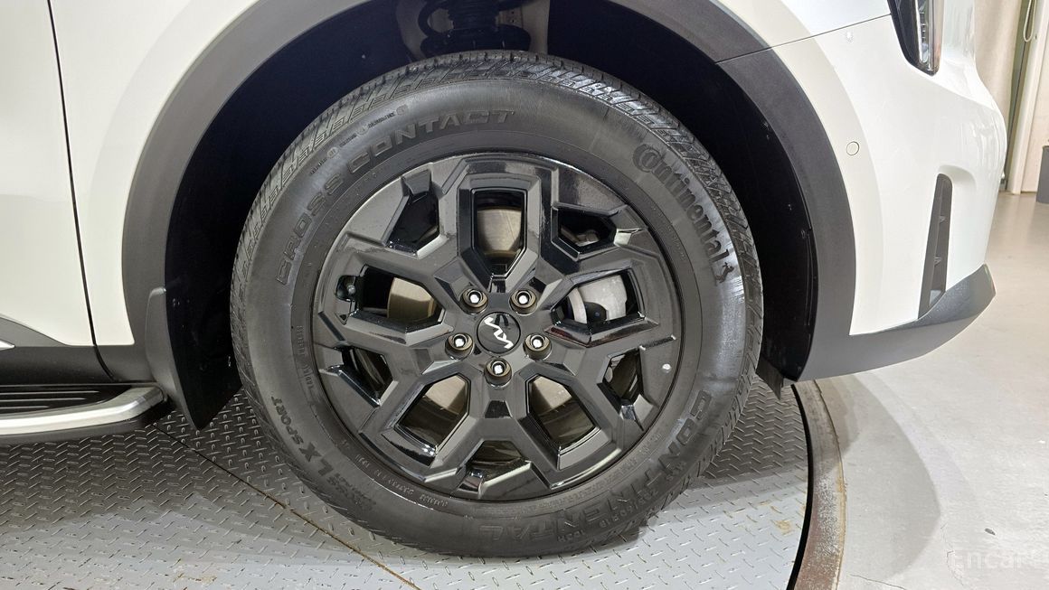 Kia Sorento - фото 4