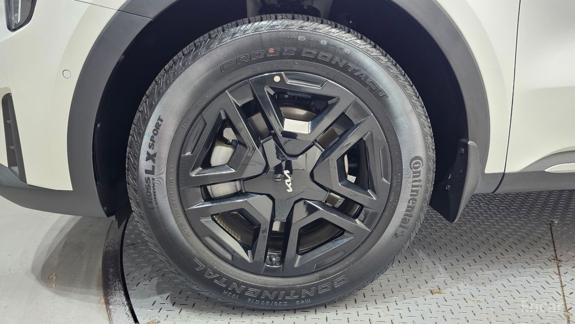 Kia Sorento - фото 4