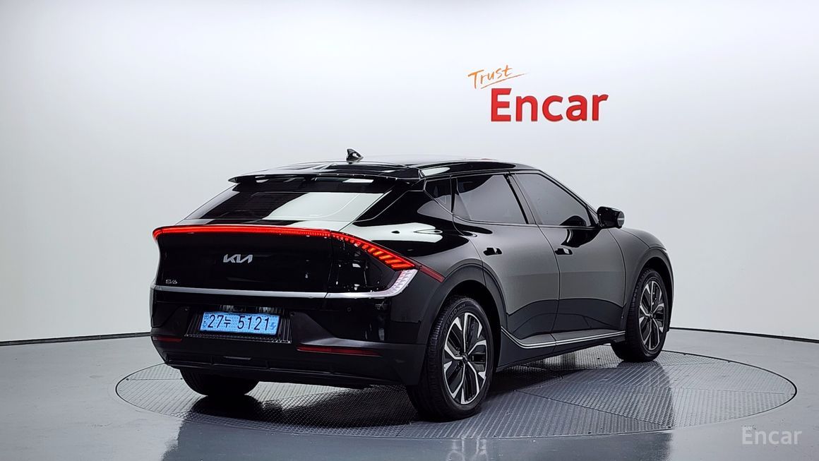 Kia EV6 - фото 1