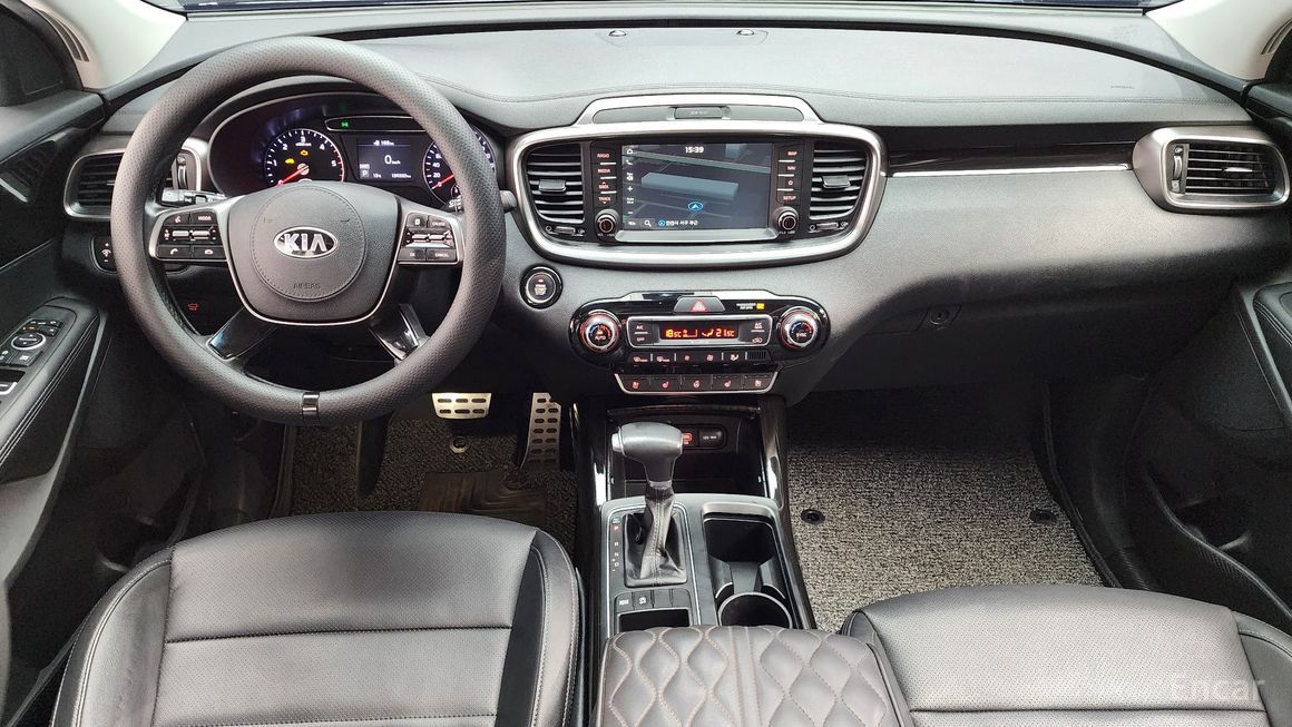 Kia Sorento - фото 6