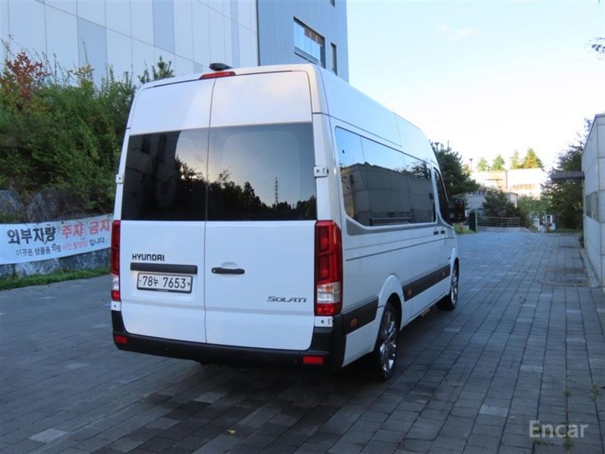 Hyundai Solati - фото 1