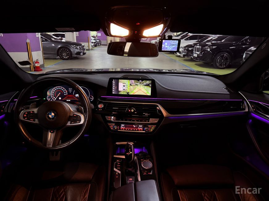 BMW 5 Series - фото 6