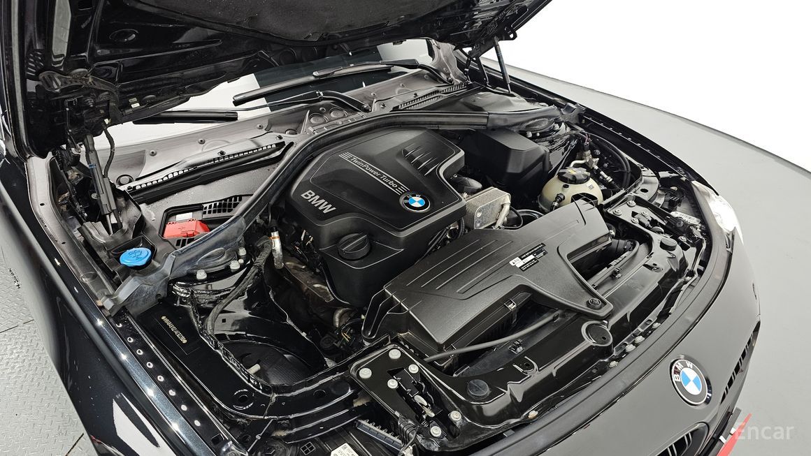 BMW 3 Series - фото 5