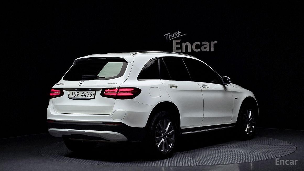 Mercedes-Benz GLC-Class - фото 1
