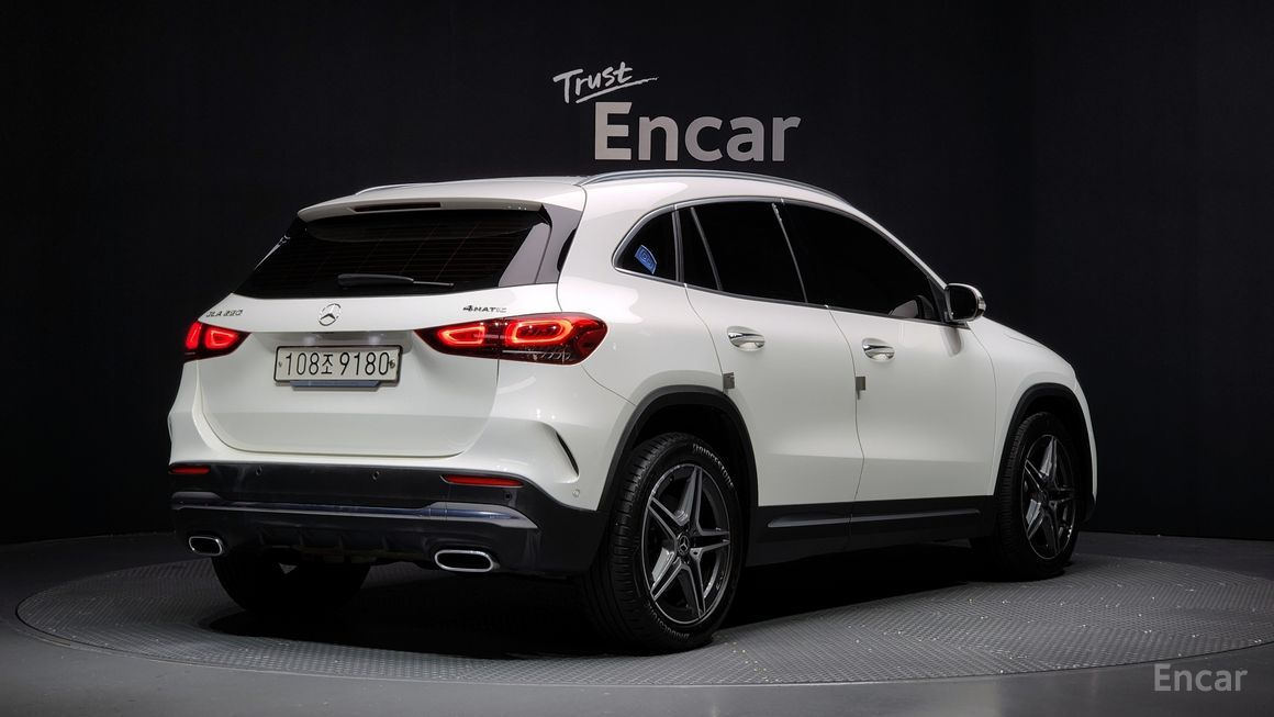 Mercedes-Benz GLA-Class - фото 1