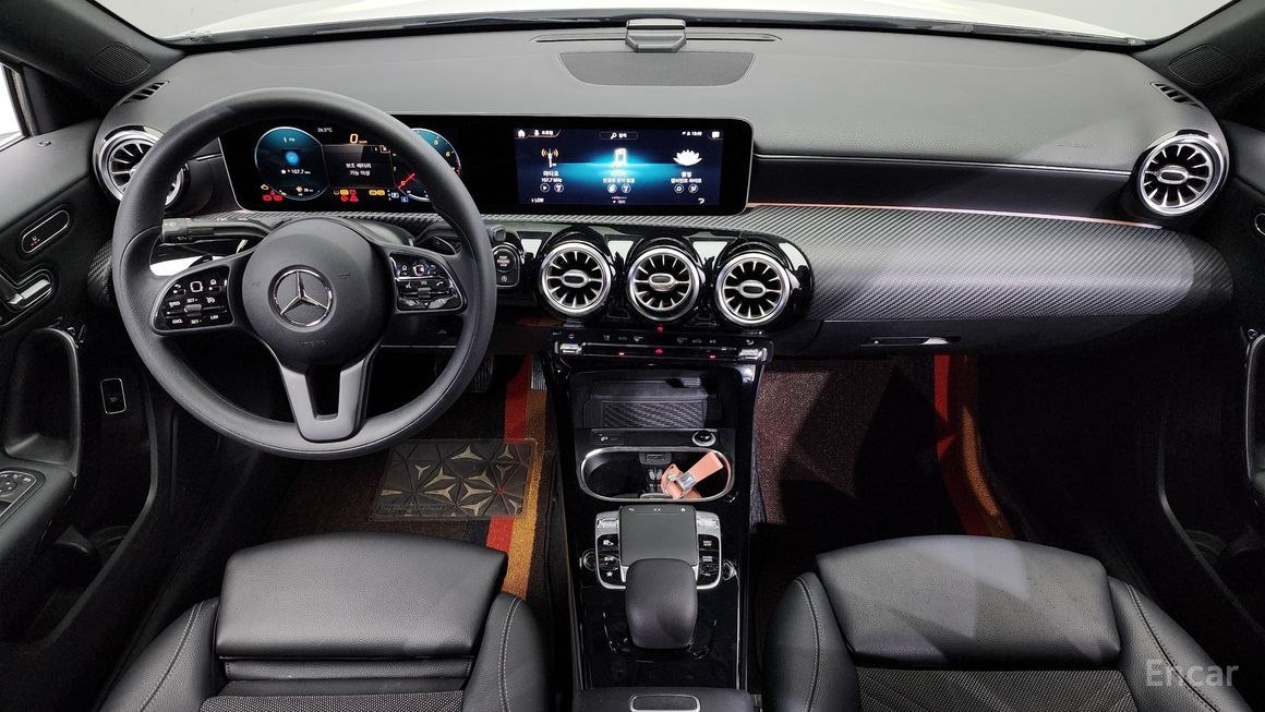 Mercedes-Benz A-Class - фото 6