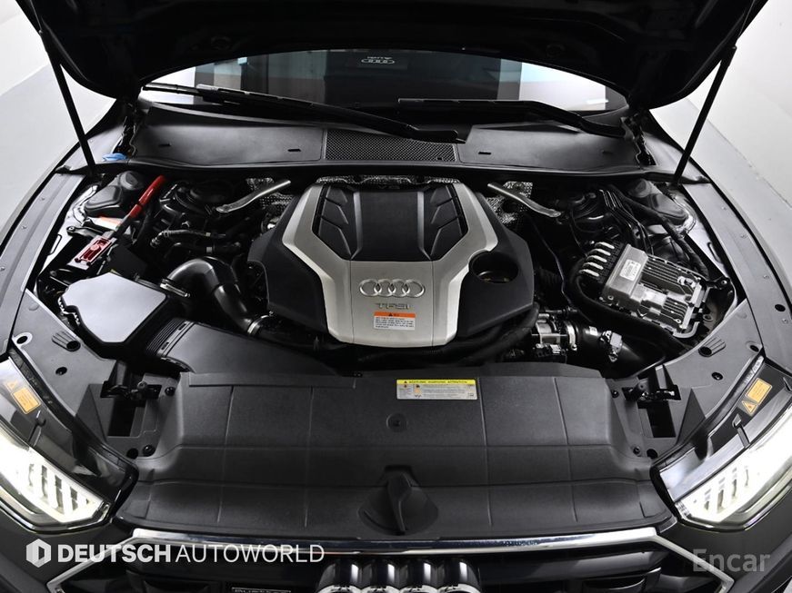 Audi A7 - фото 5