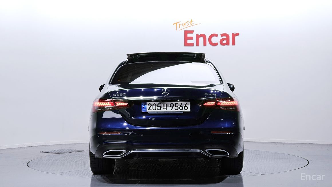 Mercedes-Benz E-Class - фото 3